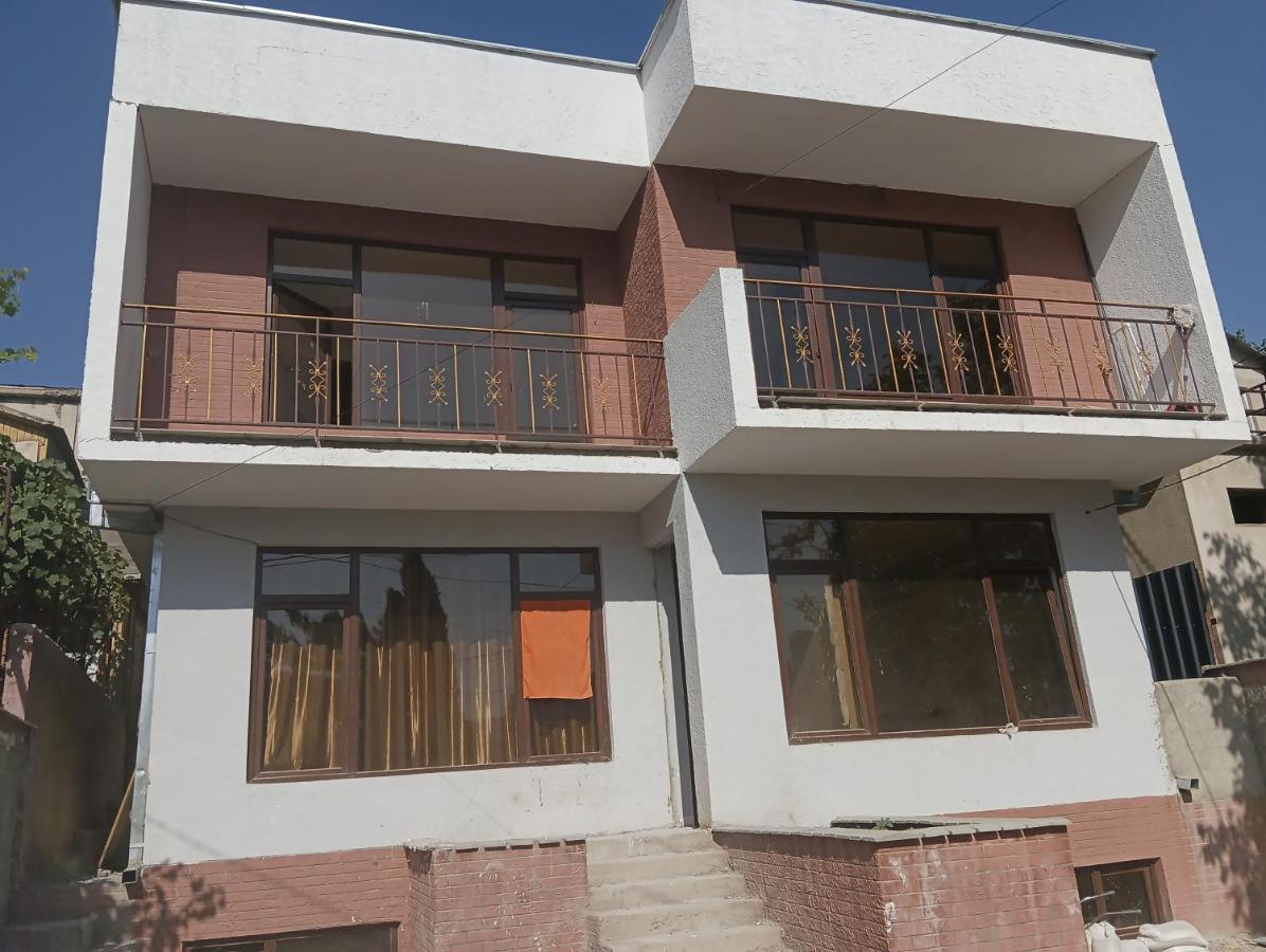 Mary'S Cozy & Lovely Studio On Very Quiet Khosharauli Street Tbilisi Exterior foto